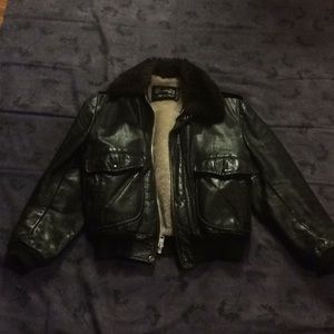 nice heavy duty insulated leather jacket